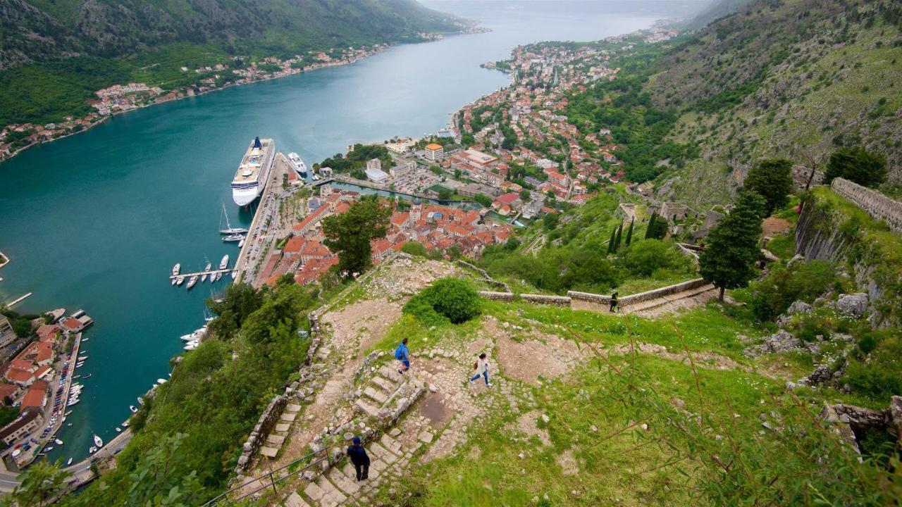 Novi Svet Apartment Kotor Bagian luar foto