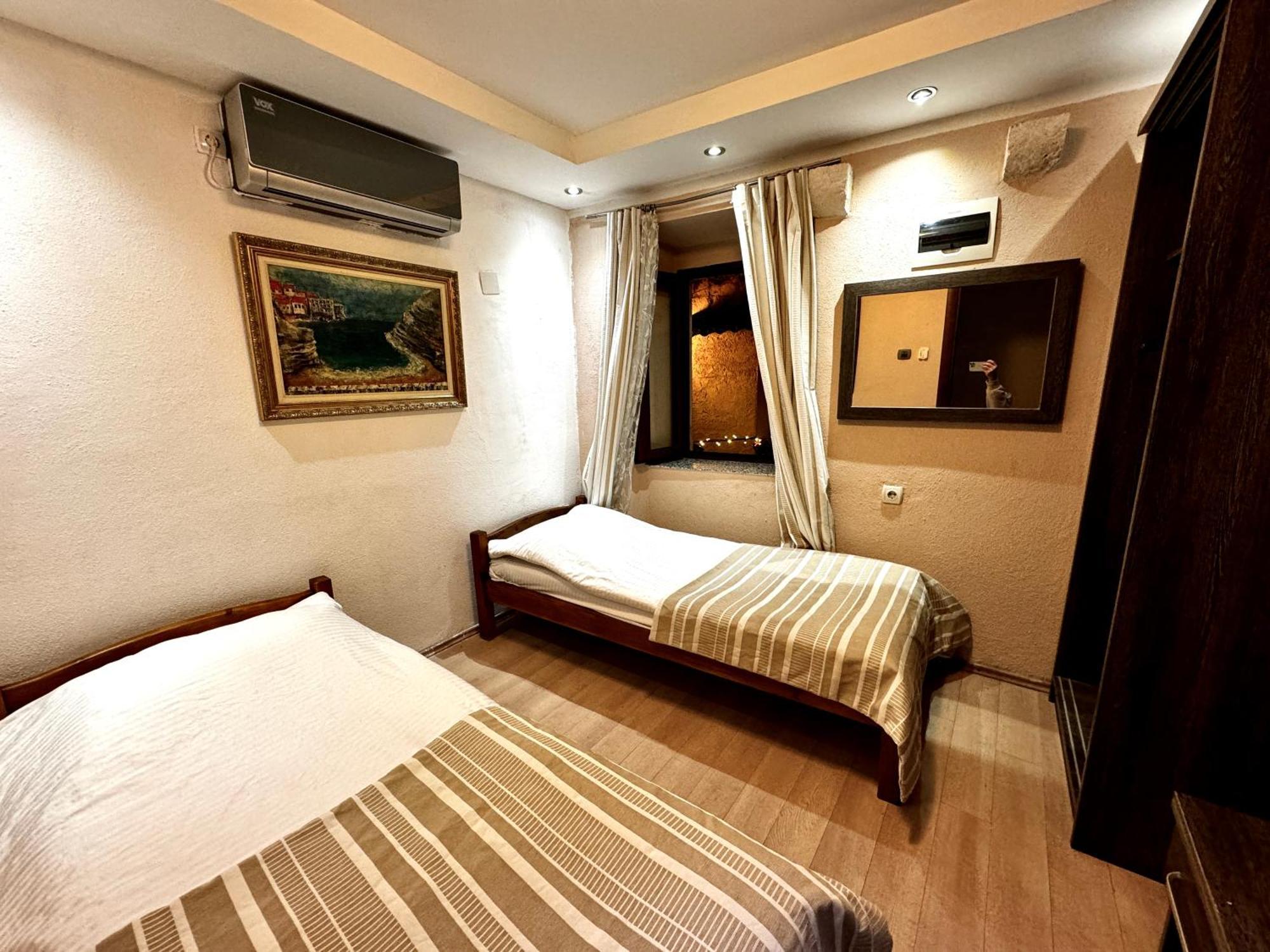 Novi Svet Apartment Kotor Bagian luar foto