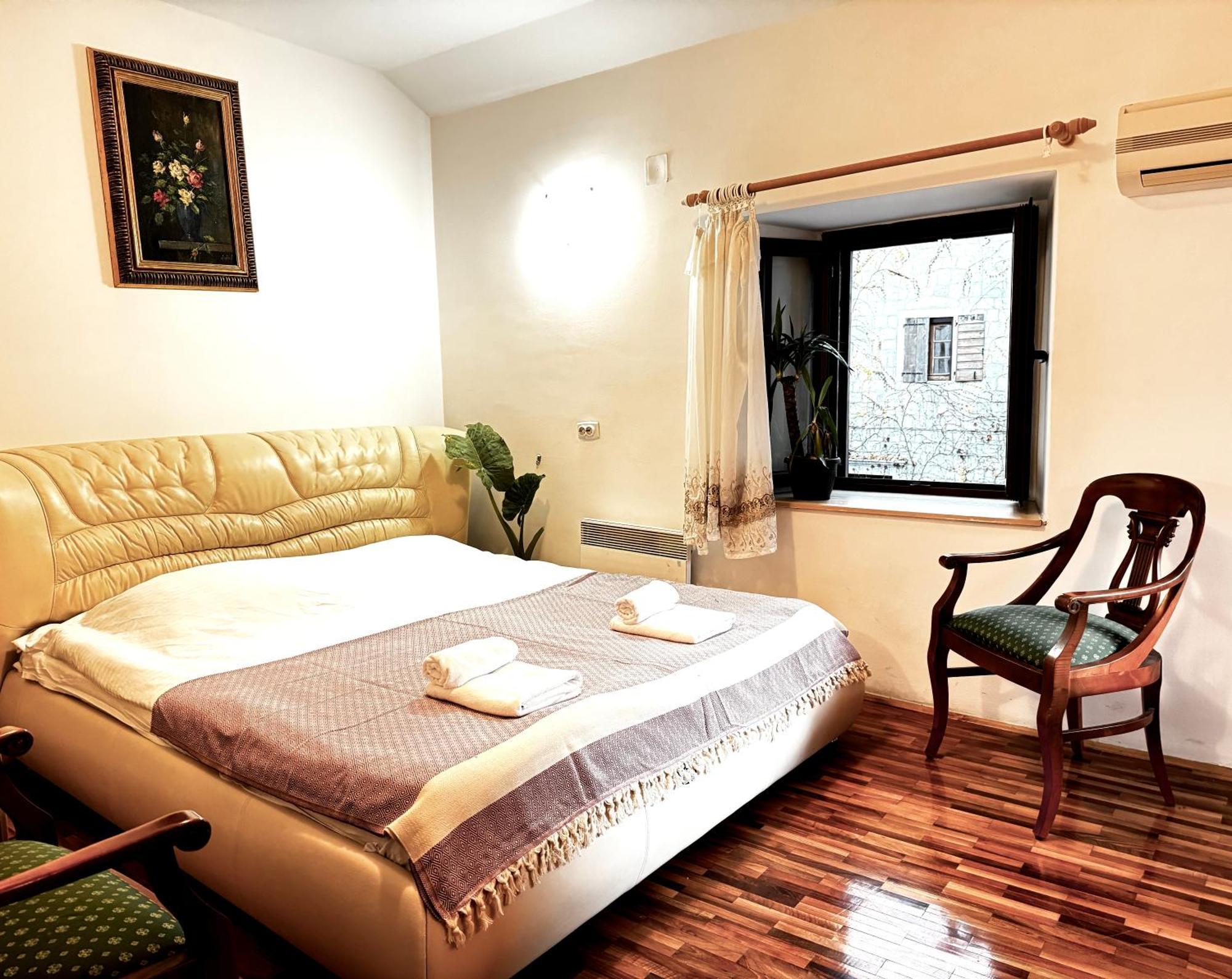 Novi Svet Apartment Kotor Bagian luar foto