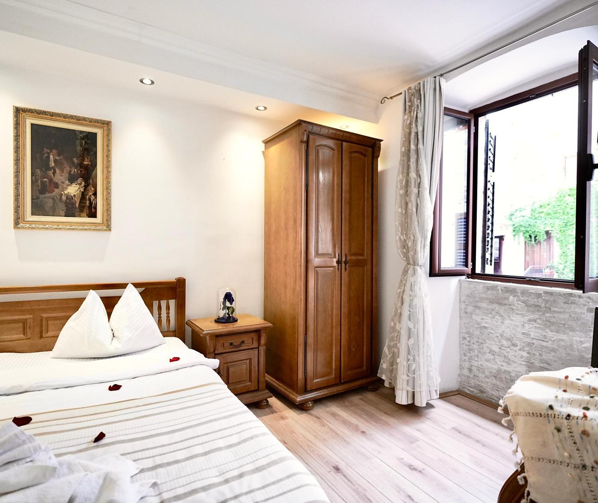 Novi Svet Apartment Kotor Bagian luar foto
