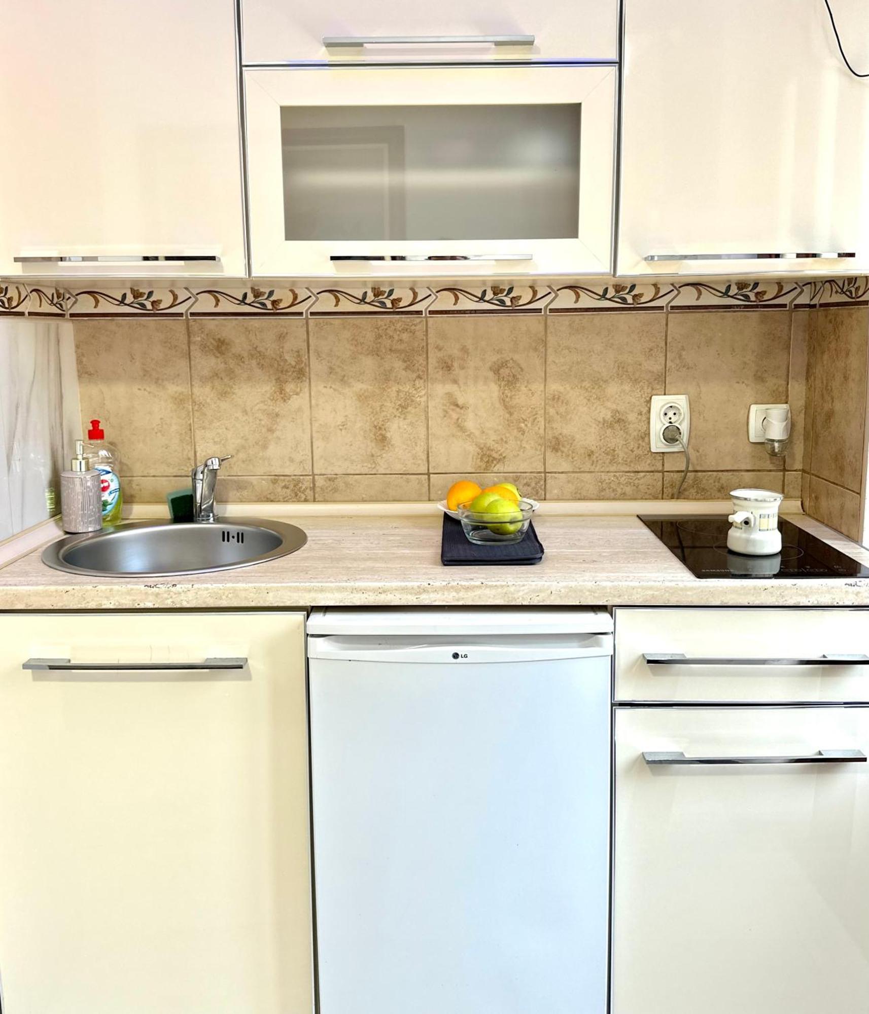 Novi Svet Apartment Kotor Bagian luar foto