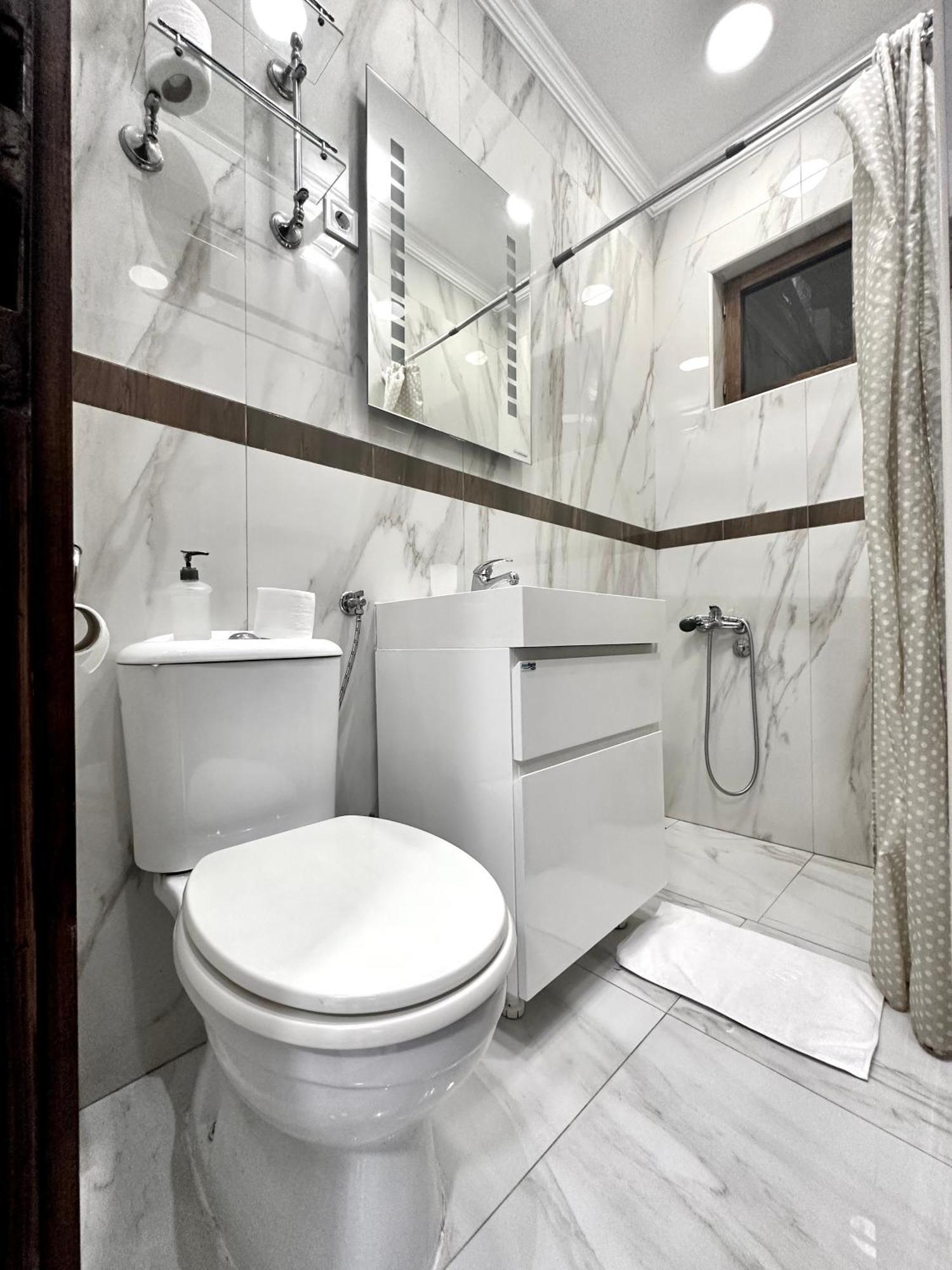 Novi Svet Apartment Kotor Bagian luar foto